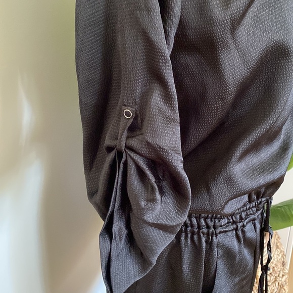 BCBG Generation a black Mini Dress with pockets - Picture 10 of 10